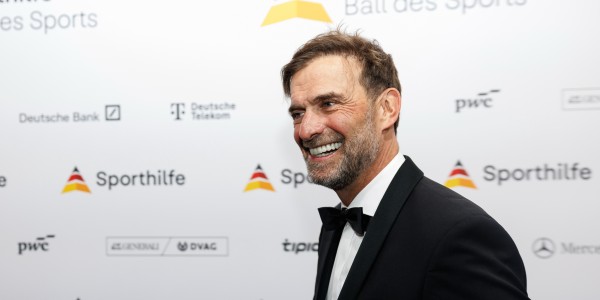 开云-卡拉格质疑利物浦引援团队：克洛普走后一切回到原点，他才是明星
